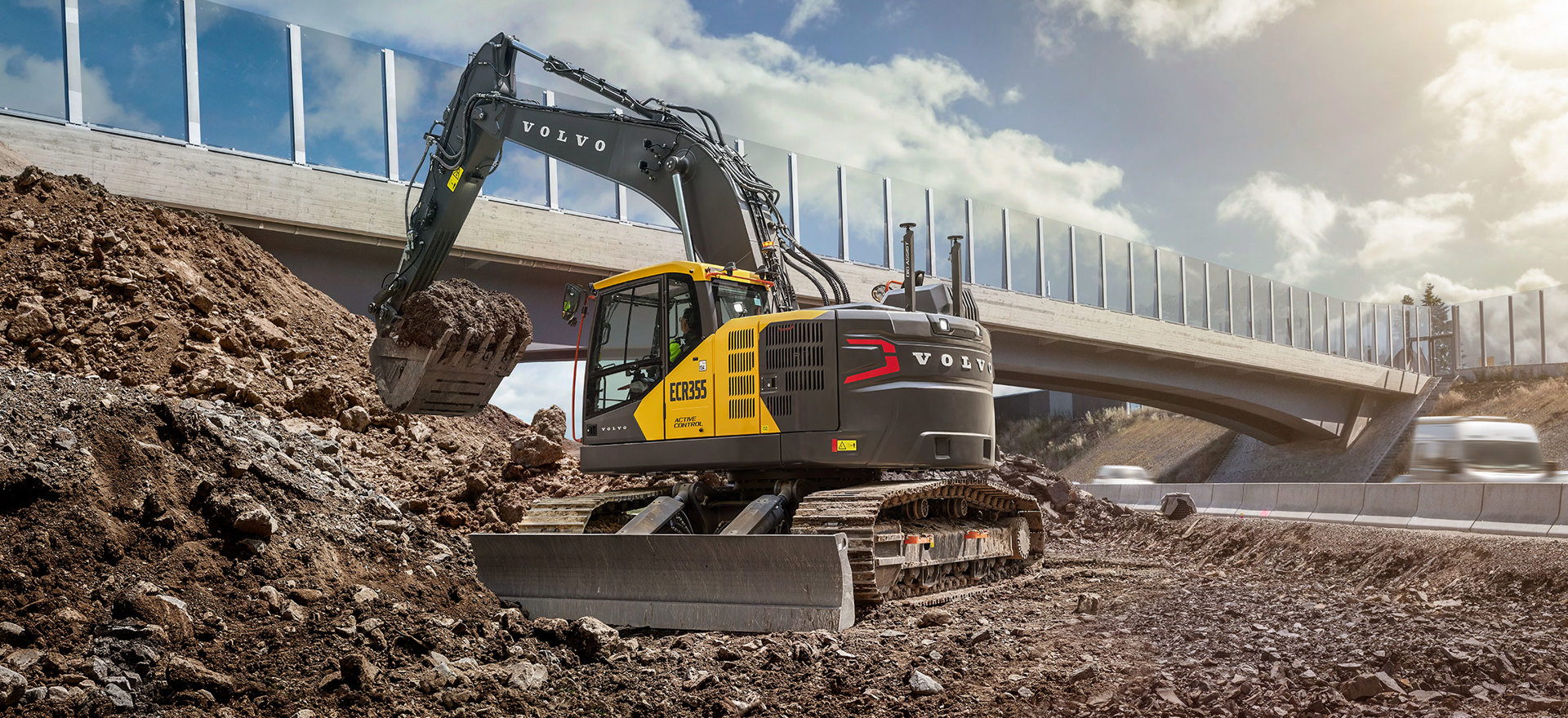 Volvo ECR355 Short Swing Excavator