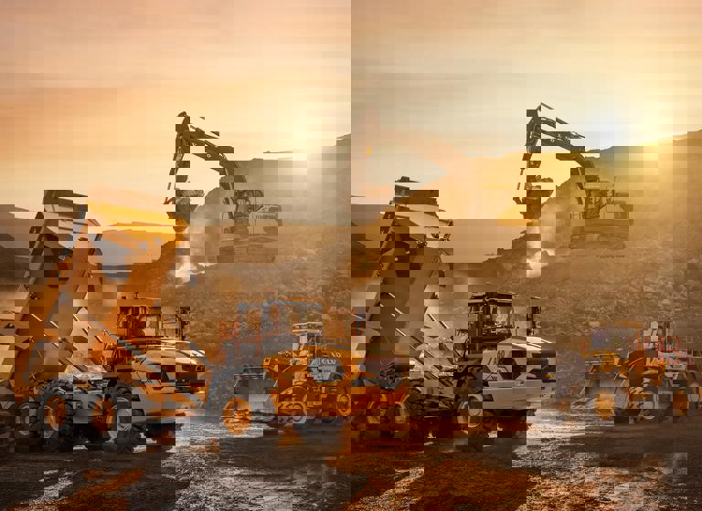 Volvoce Seasons Greetings A60 EC300 L350H 16X9 01