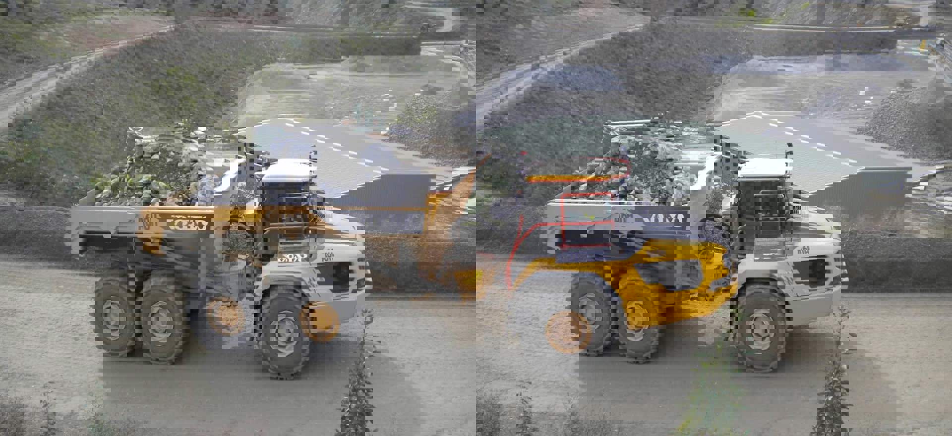 Hallett Resources Save 15% on Cost-Per-Ton with Two A60H Haulers