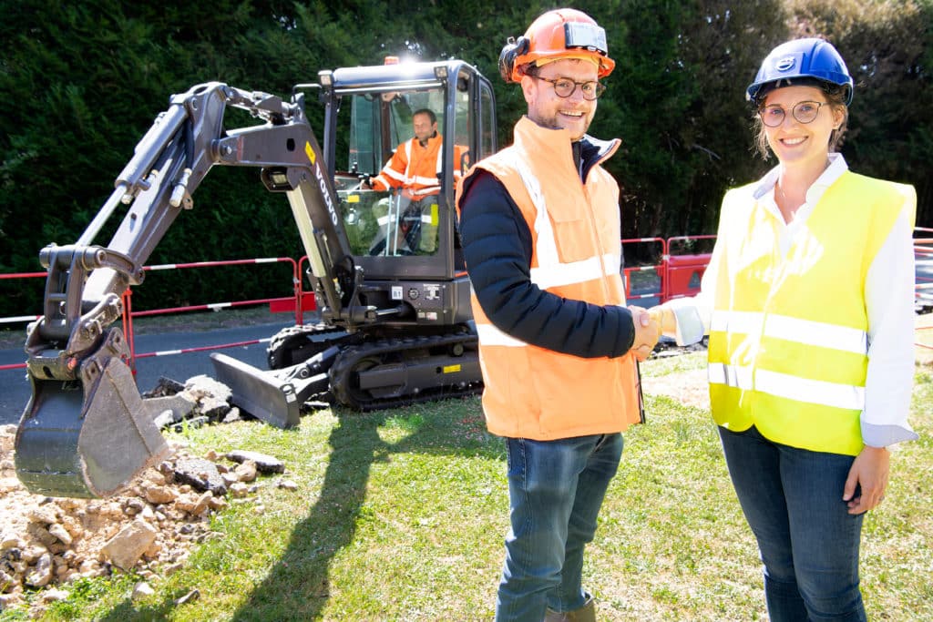 Volvo_ Electric_Compact_Excavator