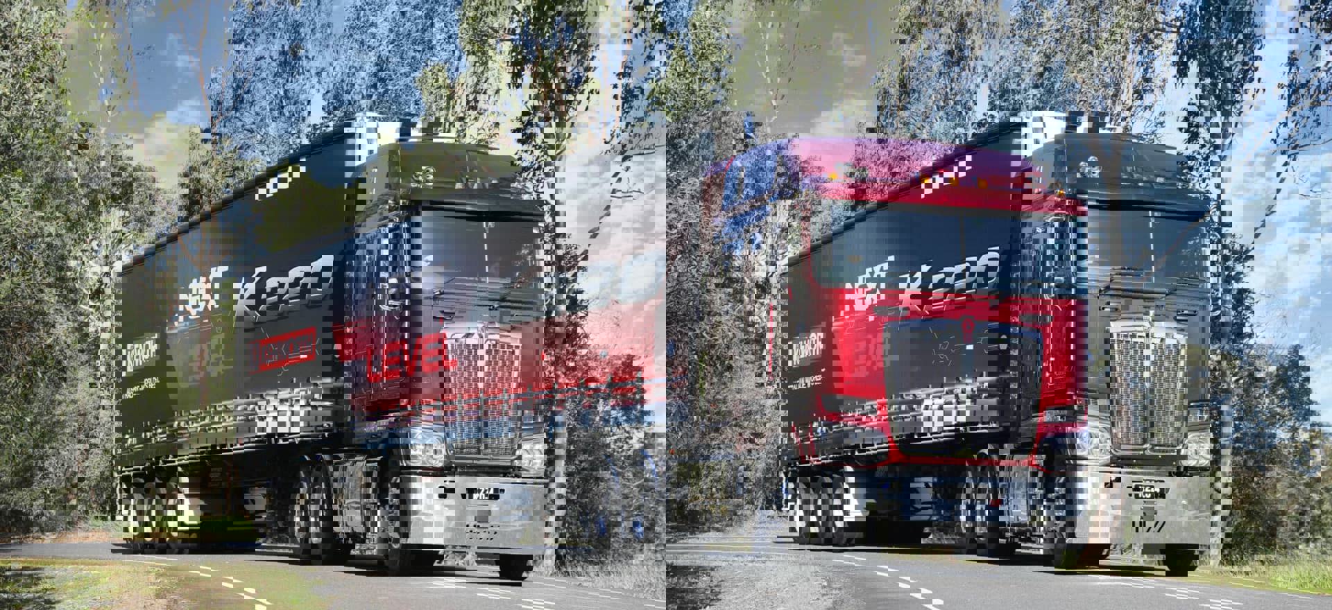 Kenworth K220 wins the Truck of the Year Australasia title.