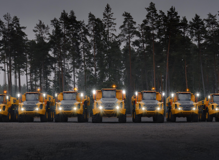 Artciulated Haulers Dump Trucks Hero