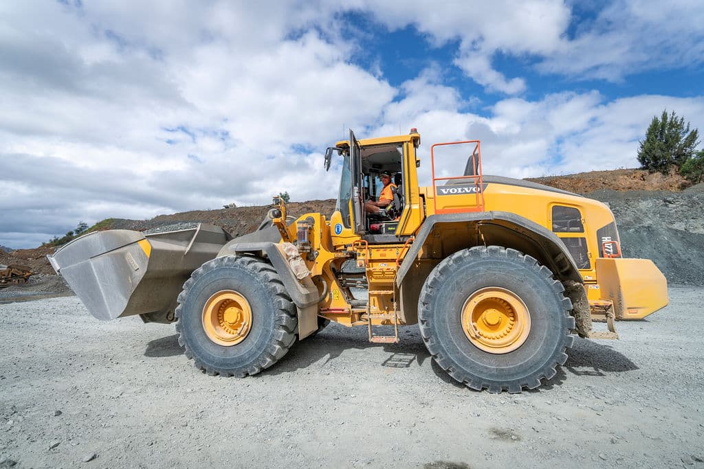 CJD loader doubles productivity for thriving quarry 2